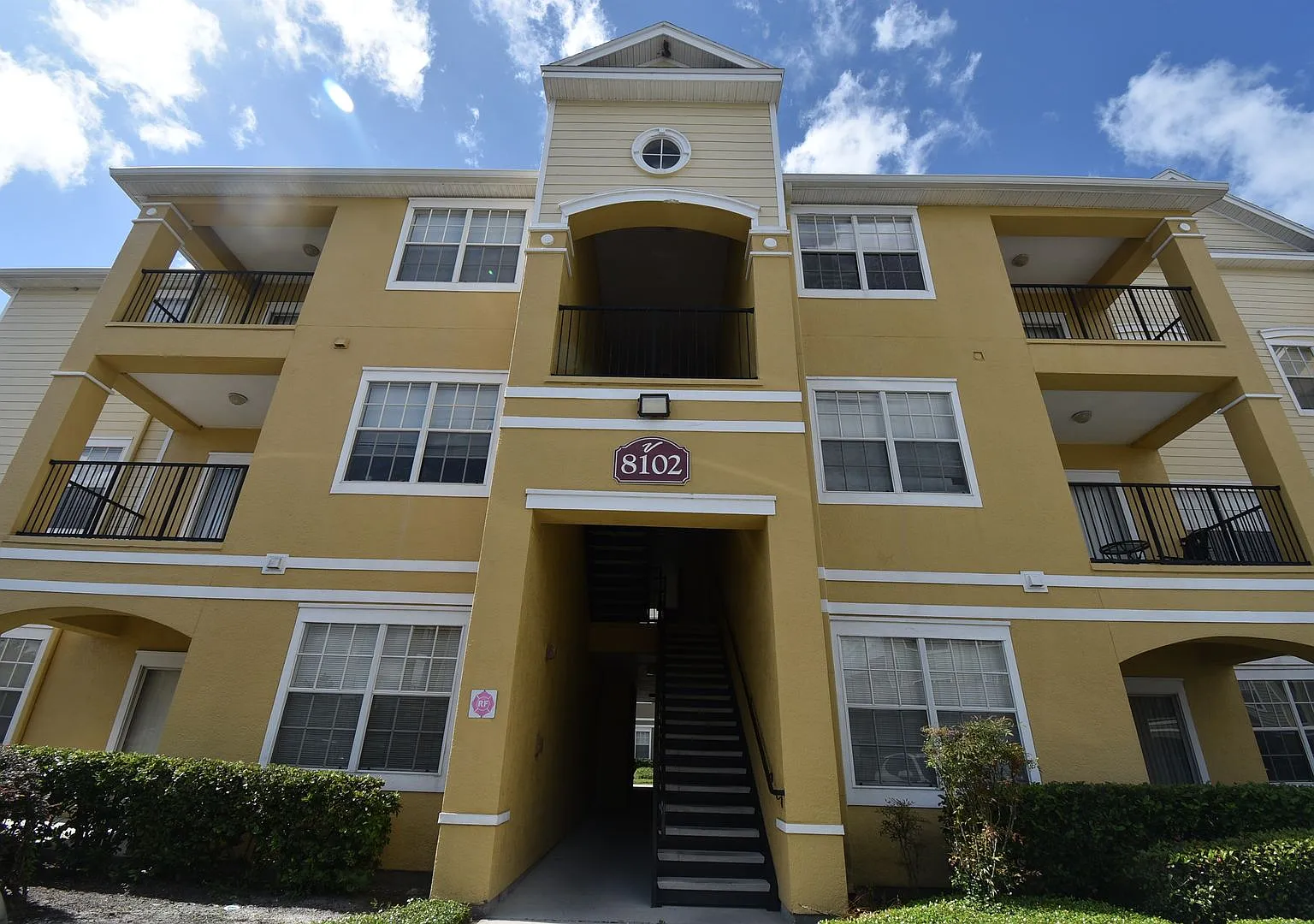 2 Bed/2 Bath, 2nd Floor Condo At Villa Valencia Available October 12th! — Photo 1