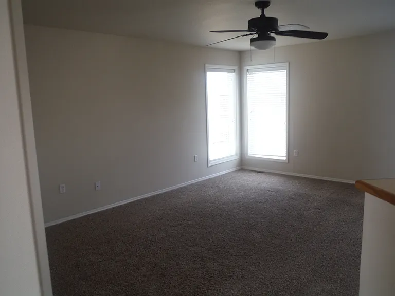 757 Divot Dr — Photo 6