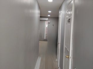 2135 S 8th St FLOOR 2, Philadelphia, PA 19148