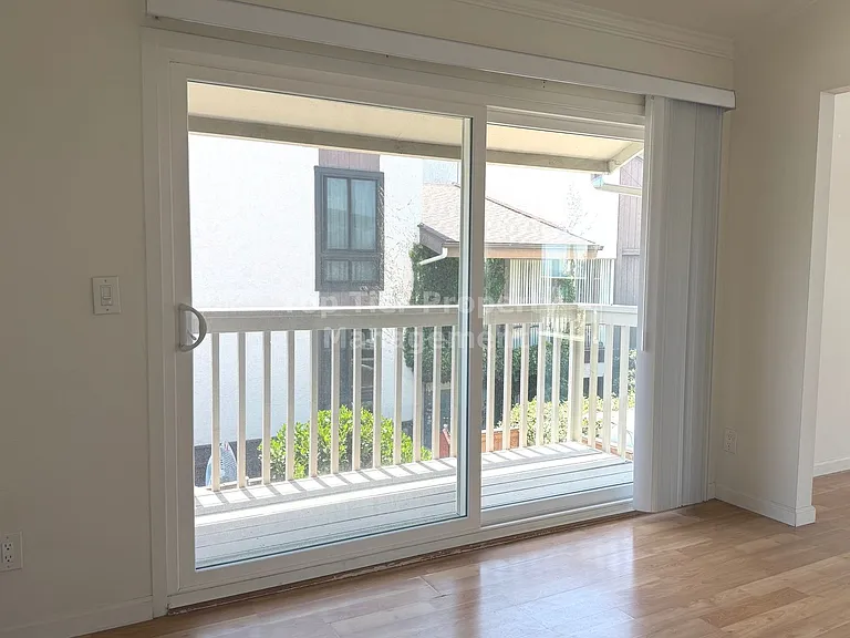 125 Acacia Ave — Photo 11