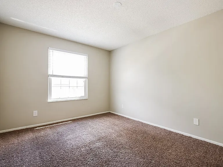 1002 Gotwalt Dr — Photo 15
