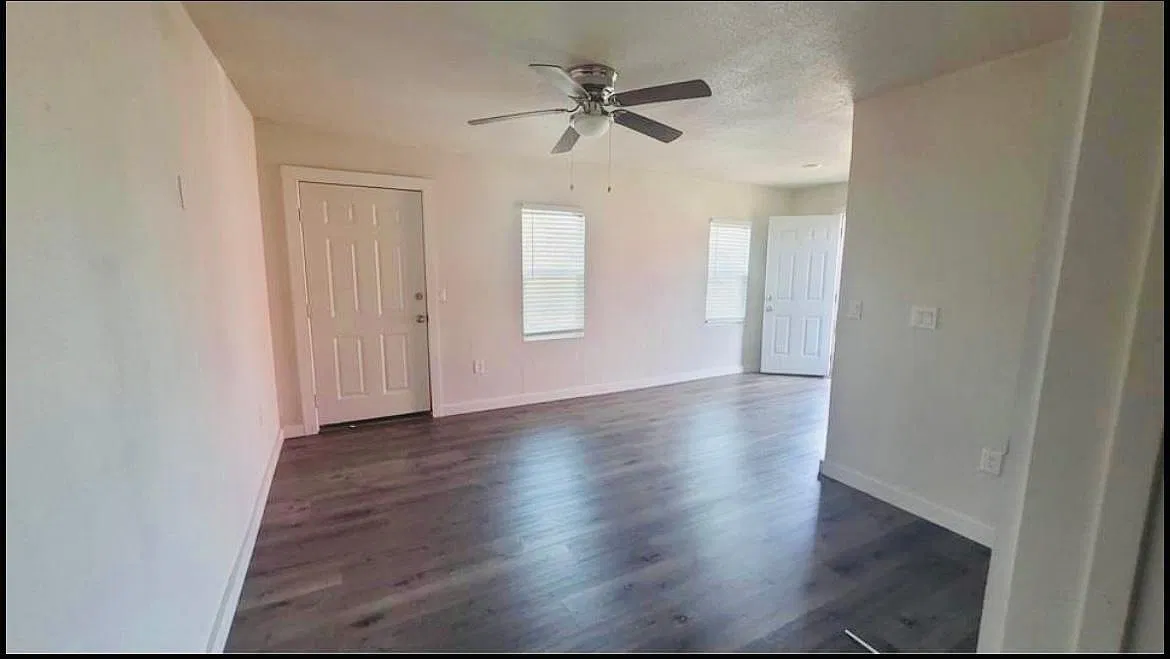 S 11th St, Copperas Cove — Photo 4