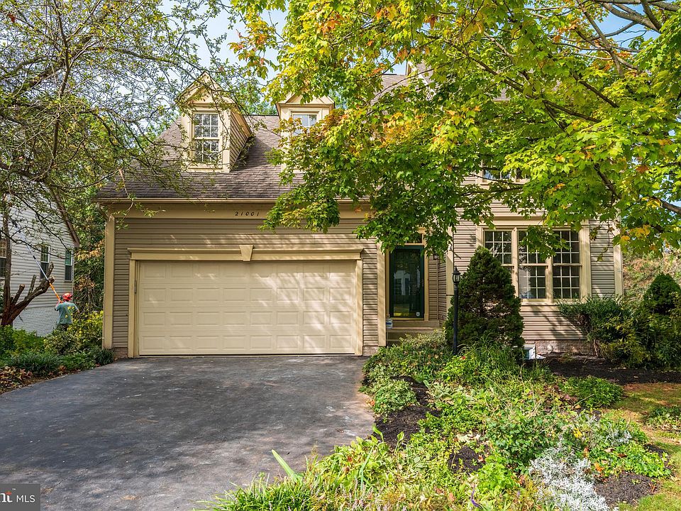 1st image of 21001 Fowlers Mill Cir
