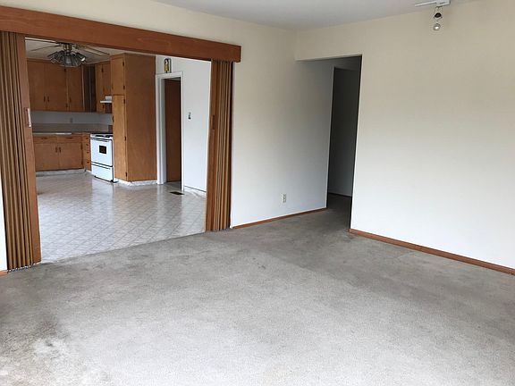 2nd image of 93 Station Ave APT 1
