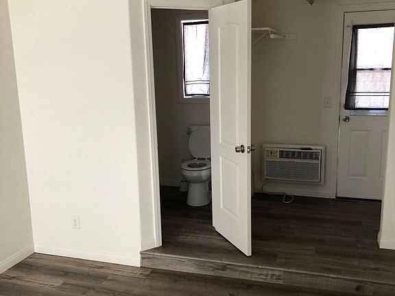 3rd image of 32120 Avenue D Unit 3
