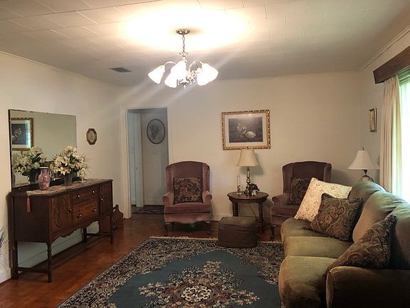 5th image of 1011 S Henderson St