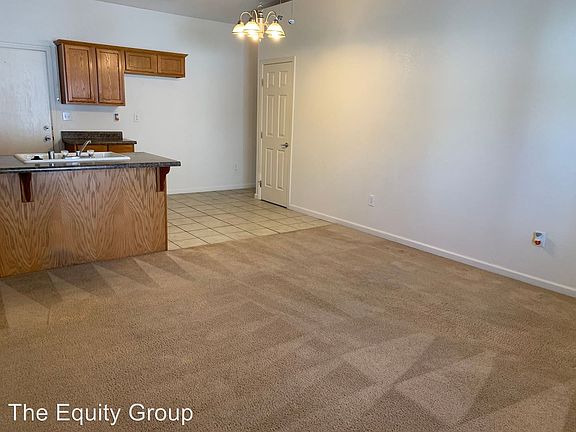 4th image of 1311 S Crowe St APT B