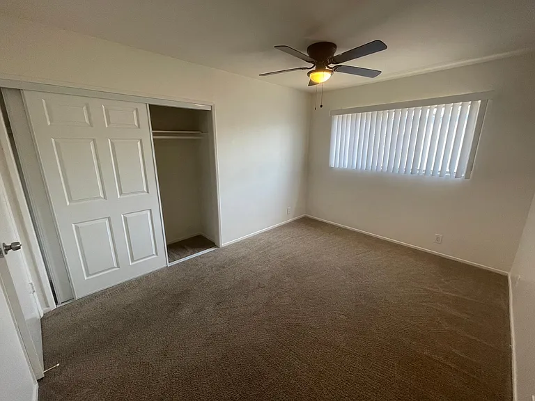 1517 Princeton St — Photo 12