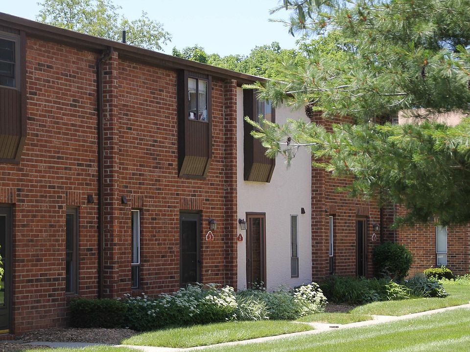 1st image of 1 King Arthur Blvd Unit 1