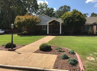 103 Woodstock Dr, Florence, AL 35630