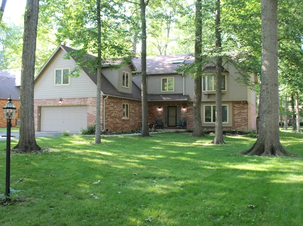 7468 Runningbrook Ct, Indianapolis, IN 46254