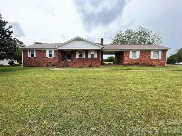 16924 Knoxwood Dr, Huntersville, NC 28078