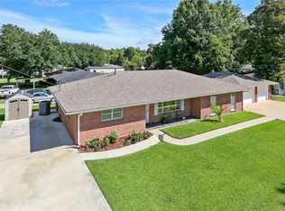 120 Cynthia Ln, Des Allemands, LA 70030
