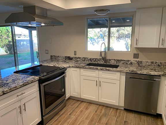 3rd image of 13834 N 57th St