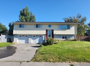 1615 Parkwood St, Idaho Falls, ID 83401