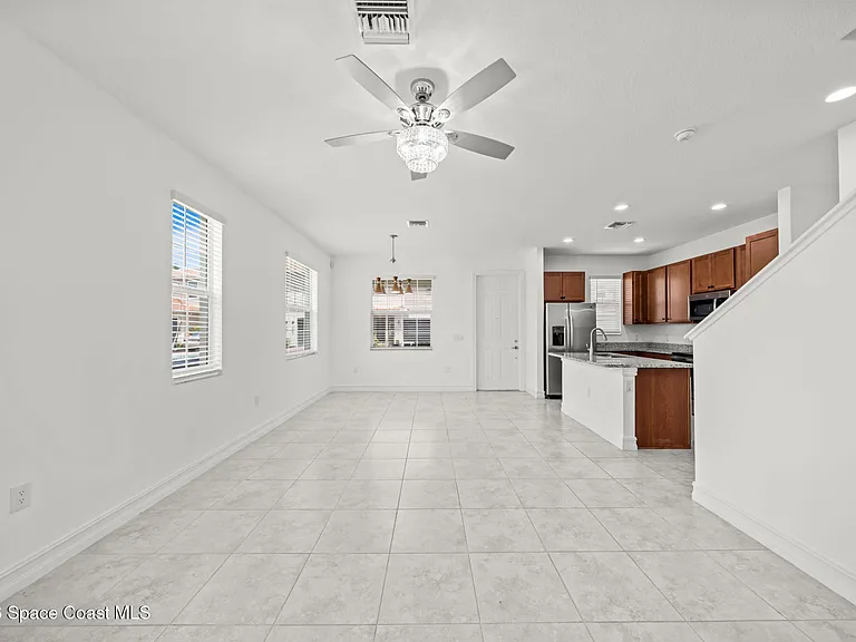 1800 Noel Pl #101 — Photo 7