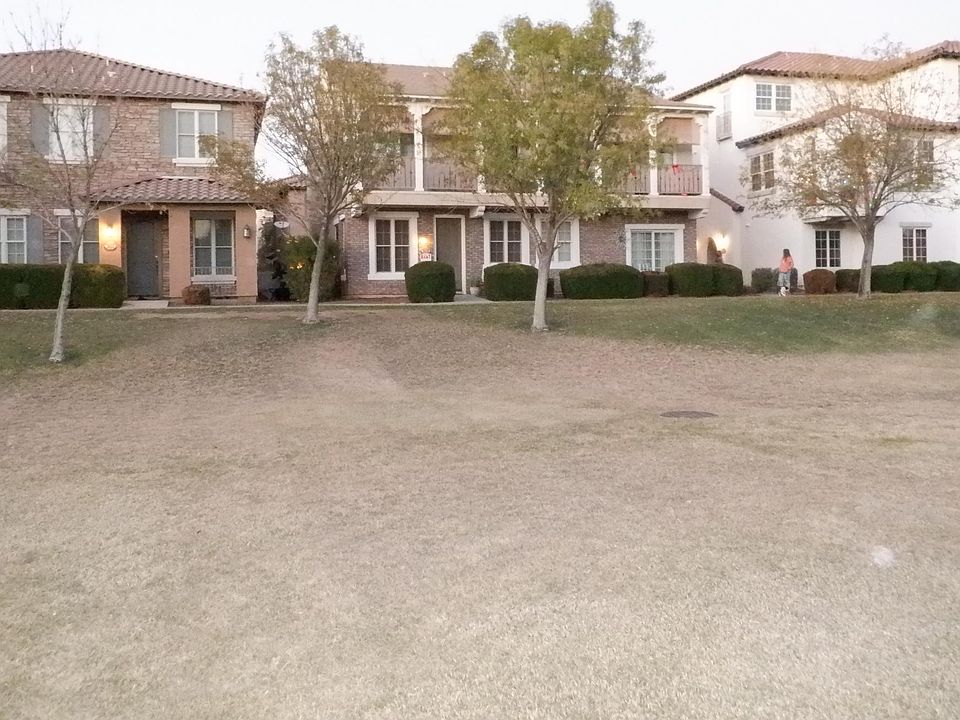1st image of 3639 E Leslie Dr