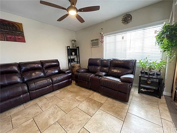 4th image of 7107 Hood Ave