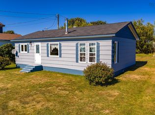 3 Atlantic St, Clarks Harbour, NS B0W 1P0