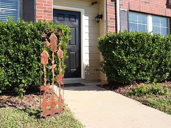 5th image of 6115 Settlers Lake Cir E