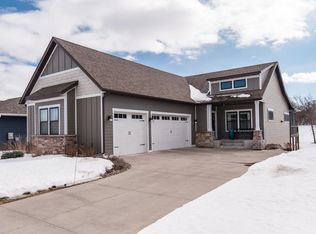 3834 Eastwood Rd SE, Rochester, MN 55904