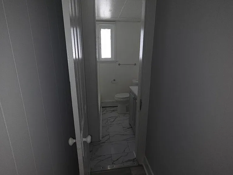 65 King St — Photo 18