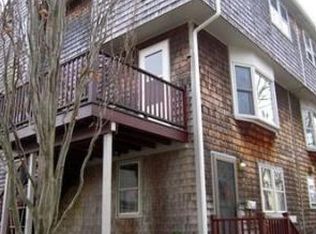 11 Foss Ter, Marblehead, MA 01945