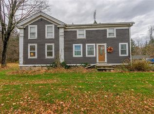 7111 N Bergen Rd, Bergen, NY 14416