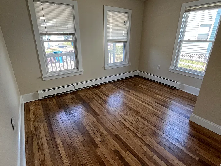 400 S Main St #1 — Photo 3
