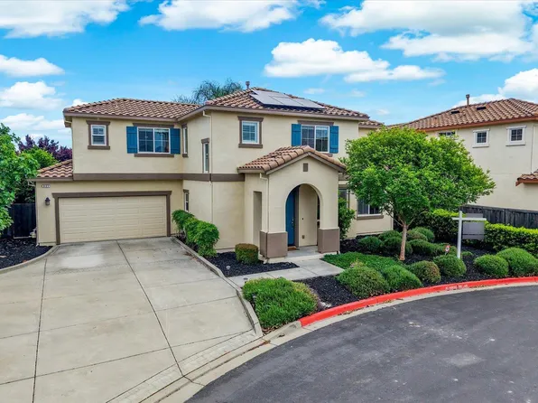 621 Del Mar Circle, Vacaville, CA 95688