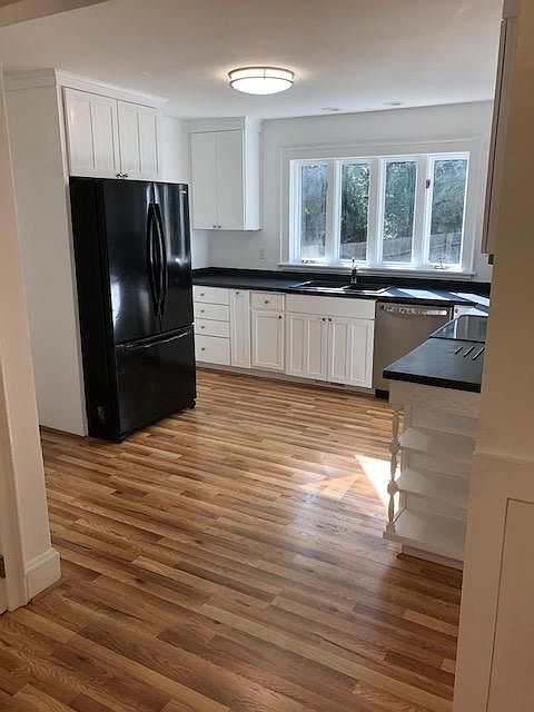 1st image of 3105 Sterling Point Dr