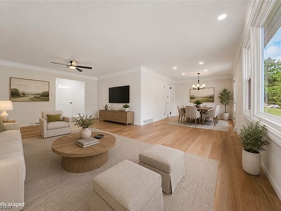 3rd image of 5001 Ridgebury Blvd
