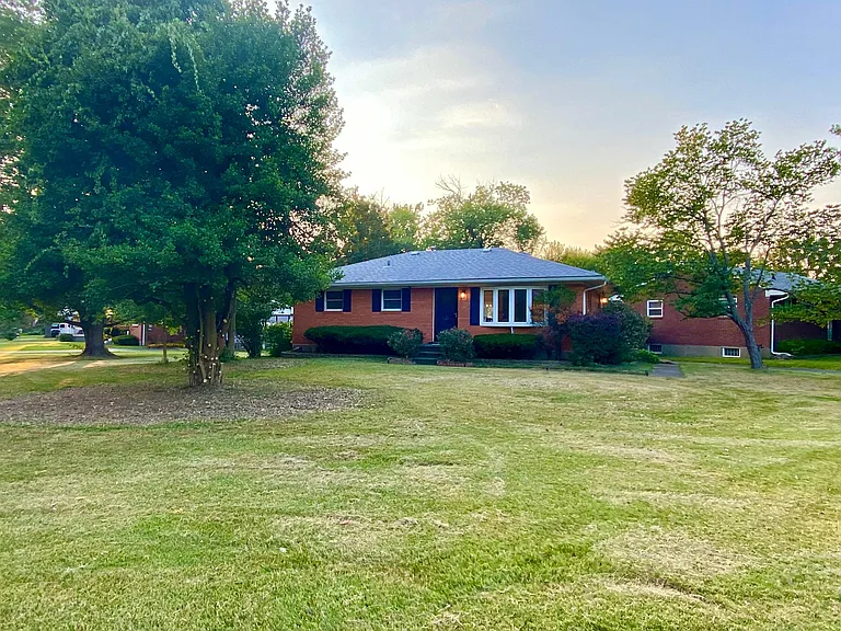 9313 Michael Edward Dr — Photo 4