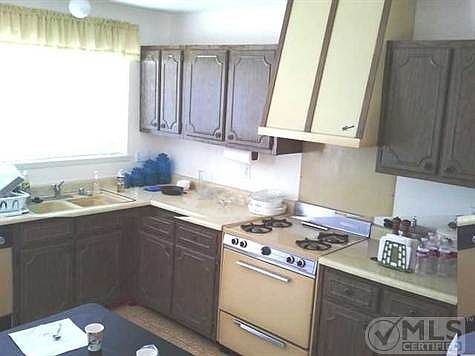 5th image of 10658 Cardigan Dr #1