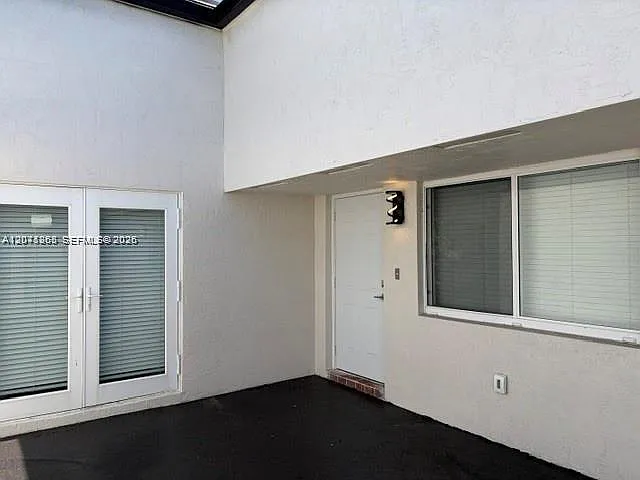 206 NE 1st Ct #1 — Photo 3