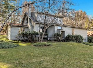 1501 N Abington Rd, Waverly, PA 18471