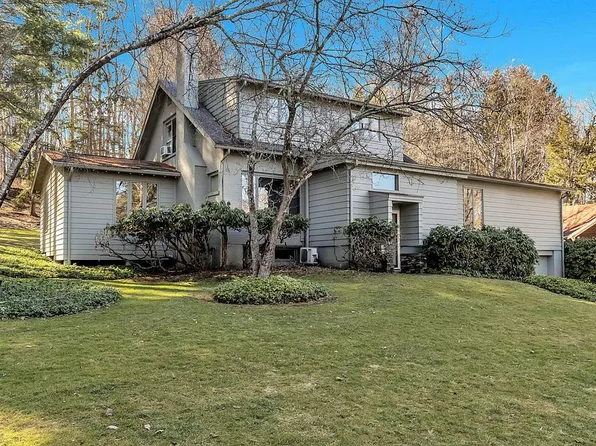 1501 N Abington Rd, Waverly, PA 18471