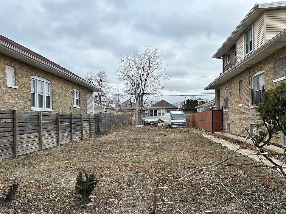 2nd image of 1635 N Monitor Ave