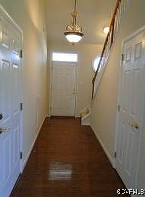 5th image of 839 Parkland Pl
