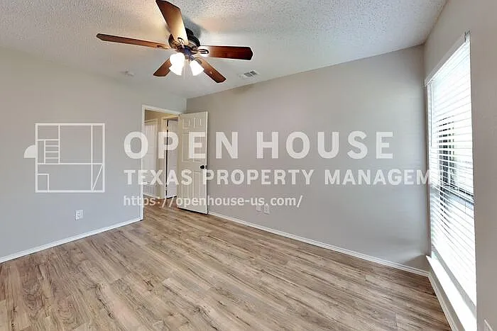 4403 Santa Cruz Ln — Photo 28