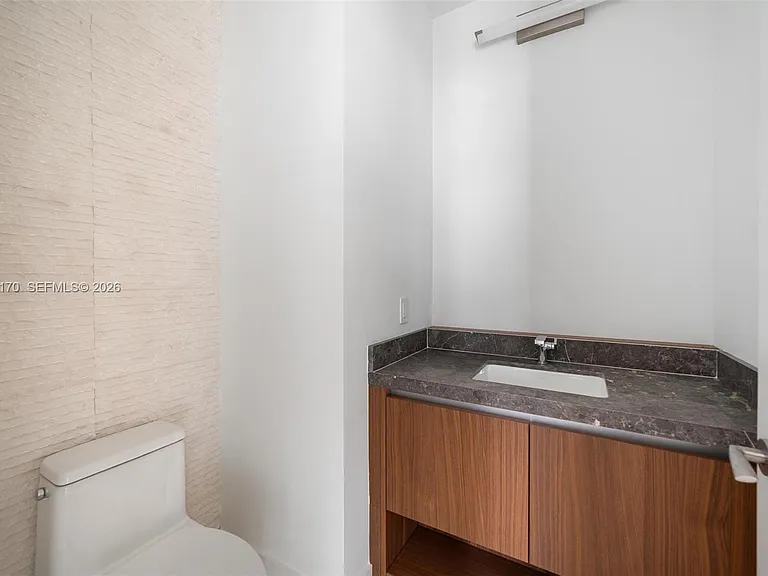 175 SE 25th Rd #1904 — Photo 16