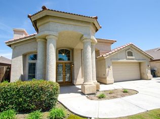 10104 Saint Albans Ave, Bakersfield, CA 93311