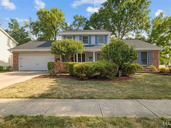 16078 Meadow Oak Dr, Chesterfield, MO 63017