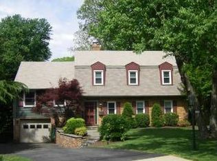 3910 King Arthur Rd, Annandale, VA 22003