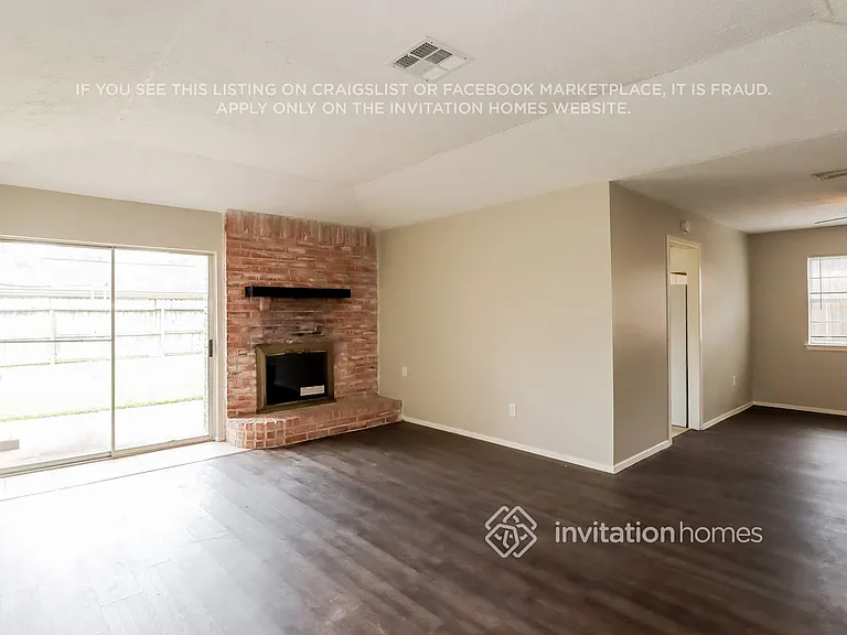 14307 Branchwater Ln — Photo 4