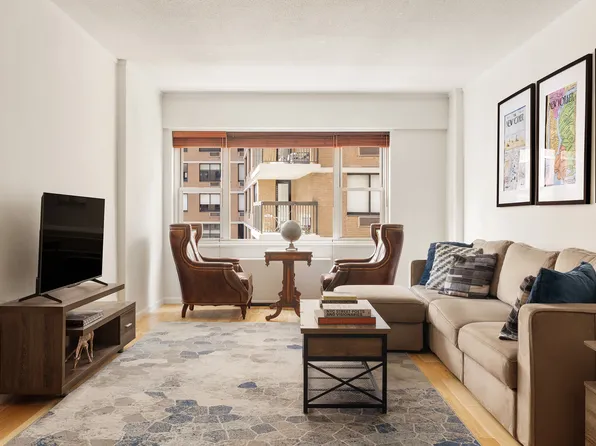 60 East 8th Street image 1 of 8