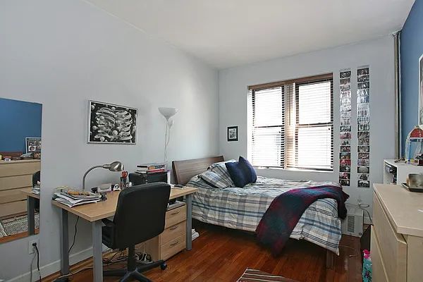 Sold by Corcoran | media 16