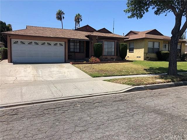 2nd image of 1400 W 136th St