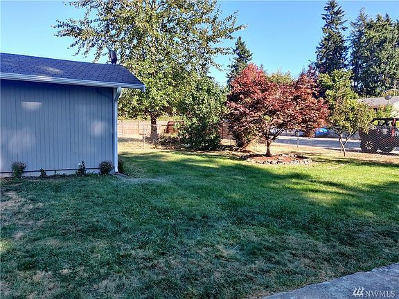 4th image of 7909 185th Street Ct E