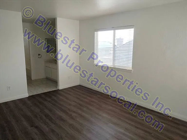 17657 Dayton St — Photo 10
